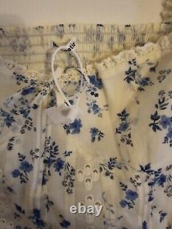 BNWOT The Reformation Isadora Top US 8 / U. K. 12 White and Blue Lula