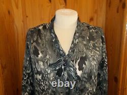 DAMART black grey white leopard animal print long sleeve blouse shirt top 18 46