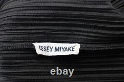 ISSEY MIYAKE Black Pleats Long Sleeve Top 114 5490