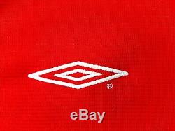 Manchester United BNWT Home Shirt 2000. Large Umbro. Red Adults Long Sleeves Top