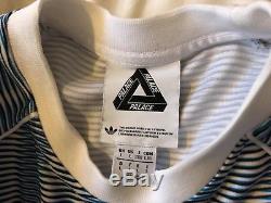 PALACE X ADIDAS SKATEBOARDS BLUE WAVY LONG SLEEVE GRAPHIC GOALIE TOP. Excellent