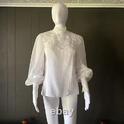 Women's Victorian Style Puff Sleeve Top Vintage Blouse READ SIZING Pearl Buttons